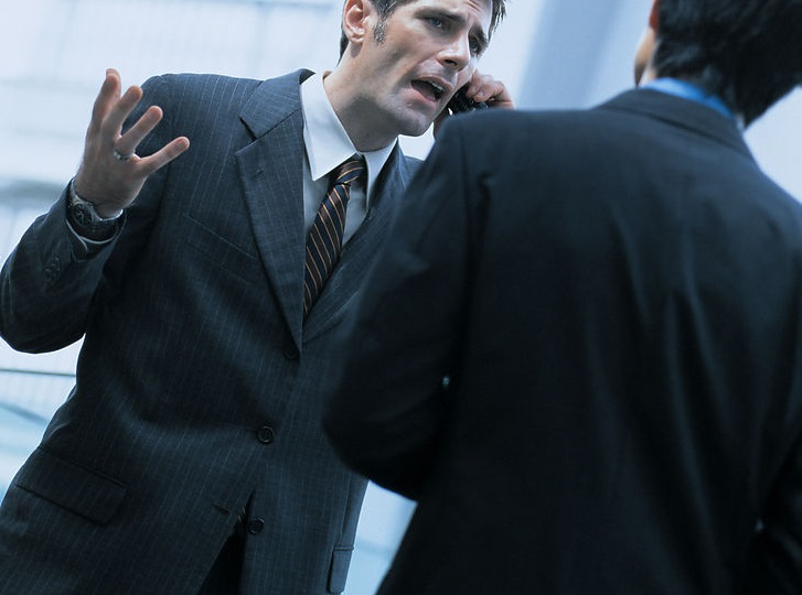 汕尾西服定做需要注意的三點